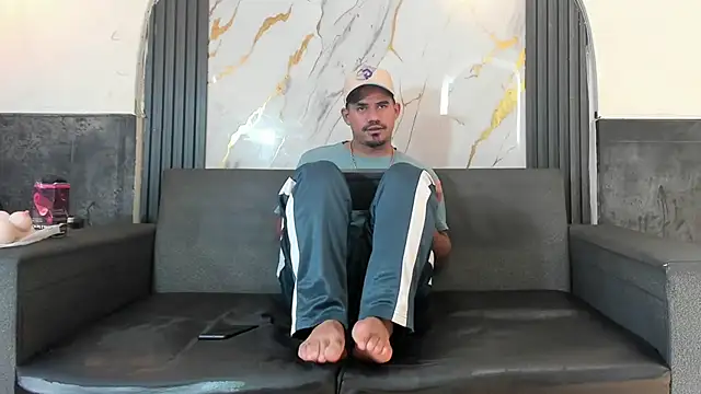 Latins on fire online show from 05/15/26, 11:50