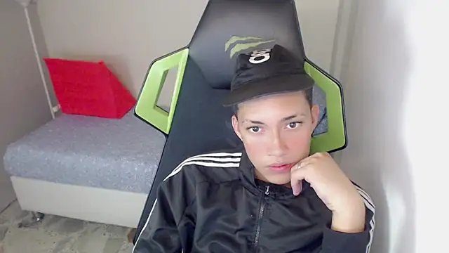 Street poemm  online show from 03/18/26, 10:24