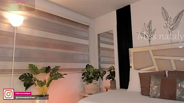 missnataly online show from 04/08/26, 10:32