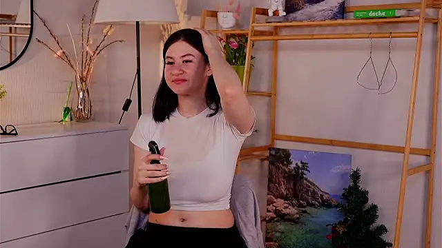 TwilaMode online show from 03/02/26, 07:15