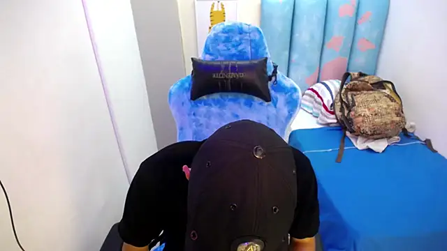 Houston bby  online show from 02/28/26, 08:32