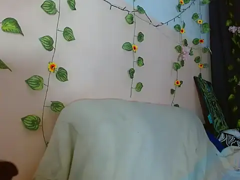 powderblu69 online show from 04/14/26, 12:49