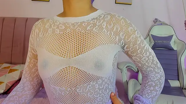 Zoow bluussh online show from 04/13/26, 12:32