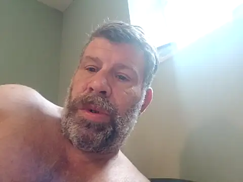 Snapshot of stud2512 chatting on 05/29/26, 07:39 stud2512 online show from 05/29/26, 07:39