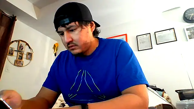 Snapshot of Bouncywarrior chatting on 03/02/26, 02:36 Bouncywarrior online show from 03/02/26, 02:36