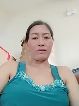 lris-Beauty77 online show from 04/05/26, 07:27