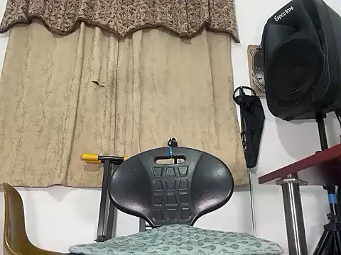 enimanocturno online show from 04/09/26, 02:11