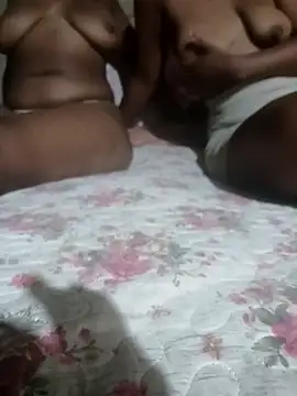 Snapshot of Dee-n-Dee_nyash chatting on 02/22/26, 09:46 Dee-n-Dee nyash online show from 02/22/26, 09:46