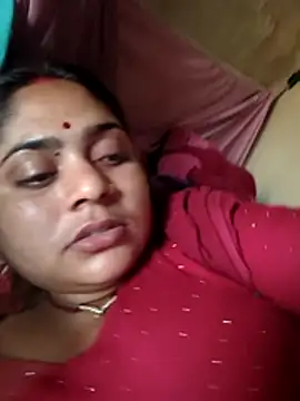 Aanushaka online show from 04/19/26, 05:51