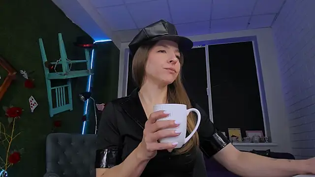 DianaAvis online show from 04/12/26, 09:58