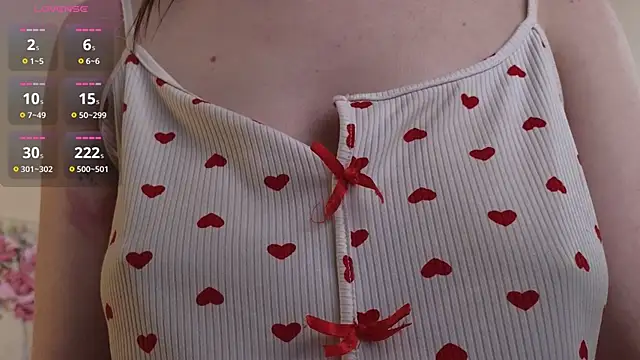 Jennin Hearl online show from 04/15/26, 07:58