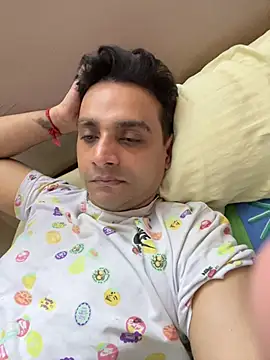 online4u08 online show from 03/08/26, 03:05