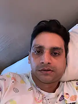 online4u08 online show from 03/18/26, 09:12