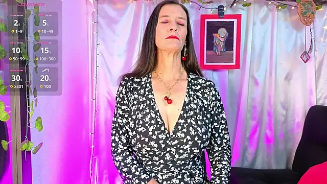 LeanaMaturee online show from 04/18/26, 12:31