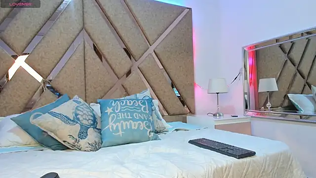 Tashi7 online show from 03/16/26, 02:10