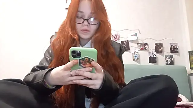 Snapshot of DizzyRina chatting on 02/24/26, 03:21 DizzyRina online show from 02/24/26, 03:21