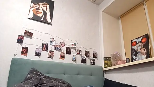 DizzyRina online show from 03/25/26, 03:18