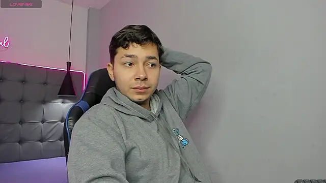 Julian Smith21 online show from 02/27/26, 12:27