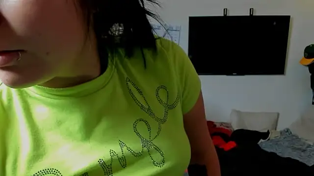 Snapshot of angelique_dubois chatting on 02/23/26, 03:37 angelique dubois online show from 02/23/26, 03:37