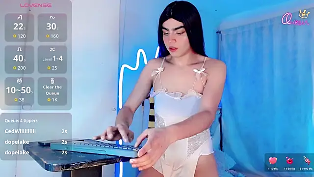 xyaraluv  online show from 03/11/26, 07:42