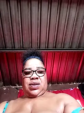 Snapshot of ImminentShame chatting on 04/07/26, 11:21 ImminentShame online show from 04/07/26, 11:21