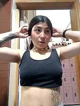 Snapshot of Little_Sweett chatting on 03/03/26, 11:27 Little Sweett online show from 03/03/26, 11:27