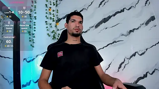 Snapshot of CarlosHotVibes chatting on 02/25/26, 01:10 CarlosHotVibes online show from 02/25/26, 01:10