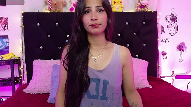 rose sexy smiley online show from 02/23/26, 02:20