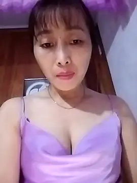 Snapshot of hd_love69 chatting on 03/04/26, 05:13 hd love69 online show from 03/04/26, 05:13