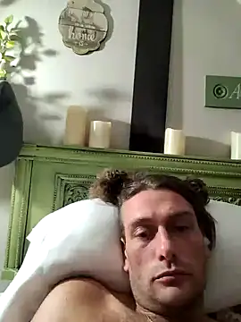 pleasser1985 online show from 03/04/26, 10:21