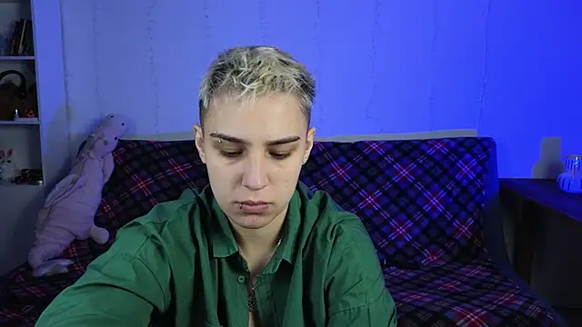 LuxuryLoverss online show from 06/29/26, 11:10