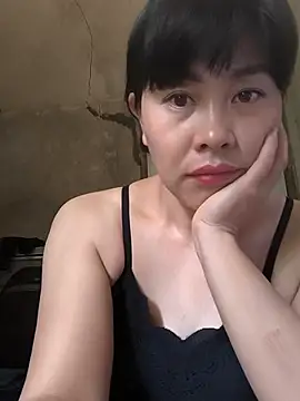 juicy-milu online show from 06/08/26, 02:12