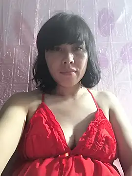 juicy-milu online show from 07/05/26, 02:02
