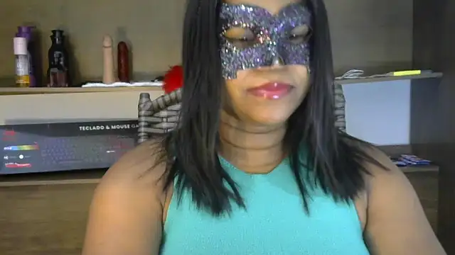Snapshot of negraiza chatting on 05/07/26, 01:38 negraiza online show from 05/07/26, 01:38