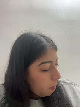 Sexy mia outdoors online show from 03/09/26, 11:42