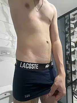 Vireontr1 online show from 03/27/26, 08:08