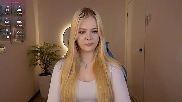 Elle Funning online show from 02/28/26, 02:45