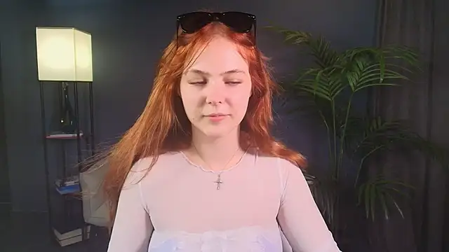Elle Funning online show from 06/25/26, 03:27