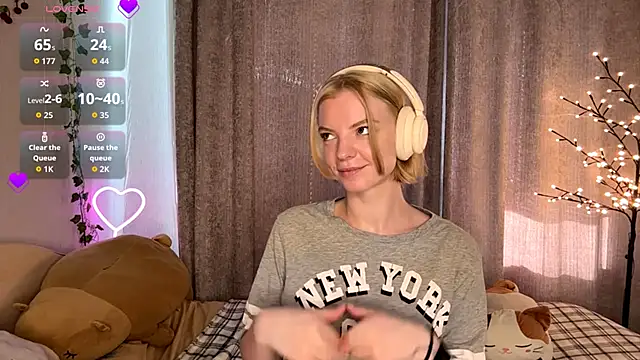 Snapshot of Marry_Sornatiko chatting on 05/23/26, 03:16 Marry Sornatiko online show from 05/23/26, 03:16