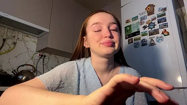 Hanna  Montanna online show from 03/12/26, 02:01