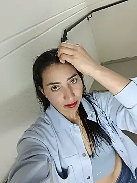 Snapshot of ANGELY_WET_JEET chatting on 07/05/26, 08:38 ANGELY WET JEET online show from 07/05/26, 08:38