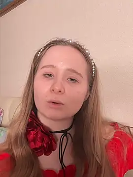 cutefoxieee online show from 05/16/26, 08:18