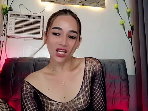 Snapshot of Demonsfuck chatting on 07/03/26, 10:21 Demonsfuck online show from 07/03/26, 10:21