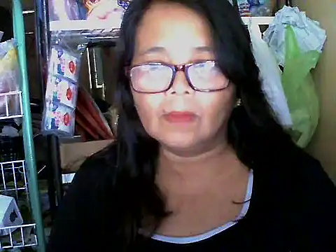 Flowerblossom123 online show from 04/10/26, 05:23