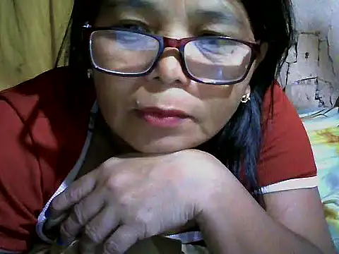 Flowerblossom123 online show from 04/12/26, 06:46