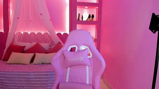 Holy Lux online show from 02/27/26, 11:10