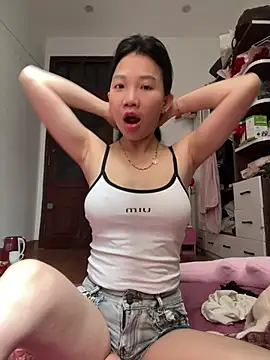 Miumieu2 online show from 04/25/26, 03:09