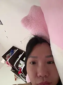 Miumieu2 online show from 05/04/26, 03:13