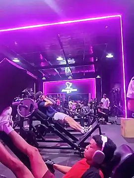 Snapshot of Lluviadeorohd chatting on 03/04/26, 01:44 Lluviadeorohd online show from 03/04/26, 01:44