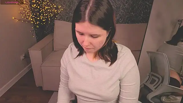 Li-crystal online show from 04/18/26, 12:47